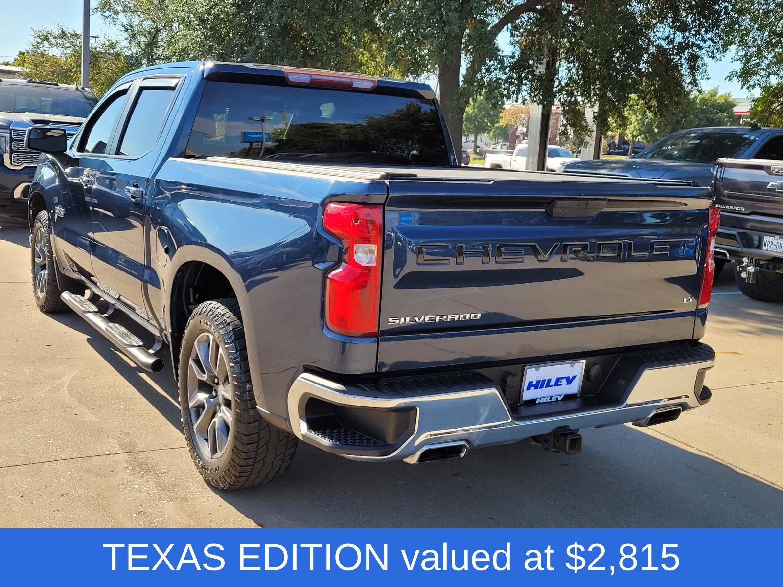 Used 2020 Chevrolet Silverado 1500 LT w/ Texas Edition AWD/4WD image 3