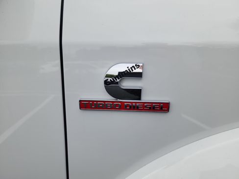 New 2026 RAM 5500 4x4 Crew Cab image 25