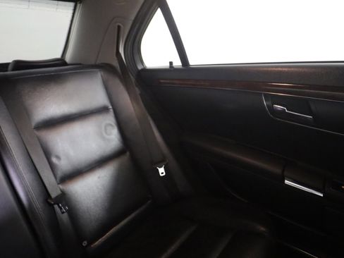 Used 2011 Mercedes-Benz S 550 4MATIC image 15
