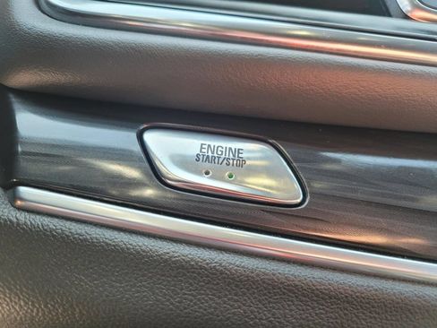 Used 2022 Buick Enclave Premium FWD image 27