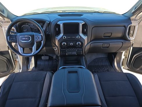 Used 2022 GMC Sierra 1500 Elevation w/ Preferred Package AWD/4WD image 9