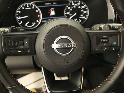 Used 2025 Nissan Pathfinder Rock Creek AWD/4WD image 10