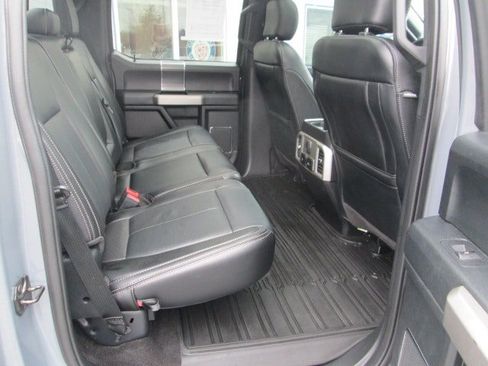Used 2020 Ford F150 Lariat w/ Equipment Group 502A Luxury AWD/4WD image 15