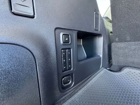 Used 2025 Ford Expedition Platinum w/ Platinum Ultimate Package image 48