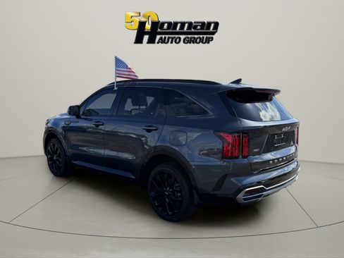 Used 2022 Kia Sorento EX AWD/4WD image 3