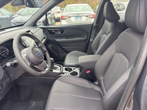 New 2025 Subaru Forester Limited image 18