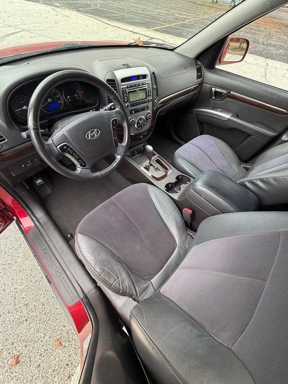 Used 2010 Hyundai Santa Fe SE FWD image 26