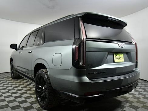 Used 2023 Cadillac Escalade ESV Sport w/ LPO, ONYX Package image 20