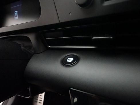 Used 2025 Hyundai Elantra Sport image 30