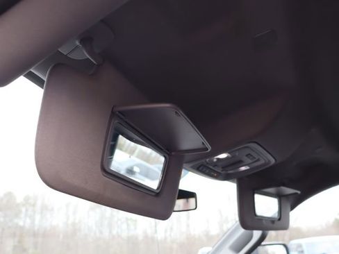 Used 2022 Chevrolet Silverado 3500 LT w/ Convenience Package image 29