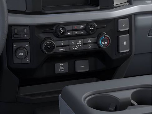 New 2026 Ford F550 4x4 Crew Cab image 25