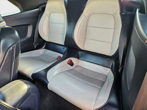 Used 2024 Ford Mustang Premium image 19