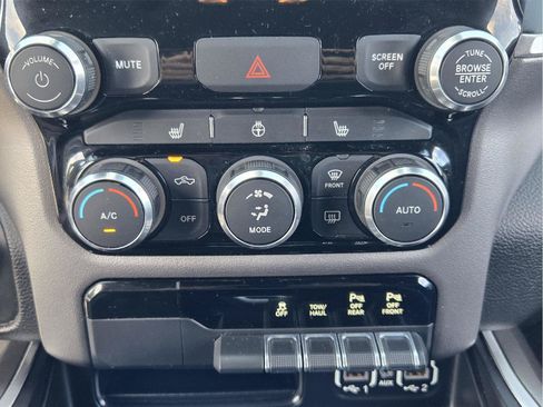 Used 2020 RAM 1500 Lone Star RWD image 17