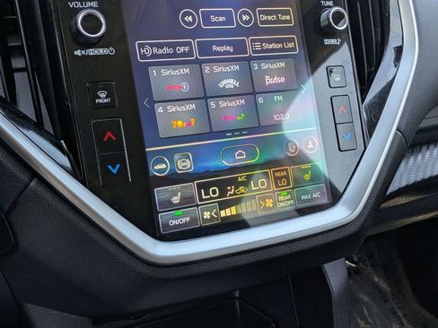 Used 2025 Subaru Ascent Premium AWD/4WD image 17