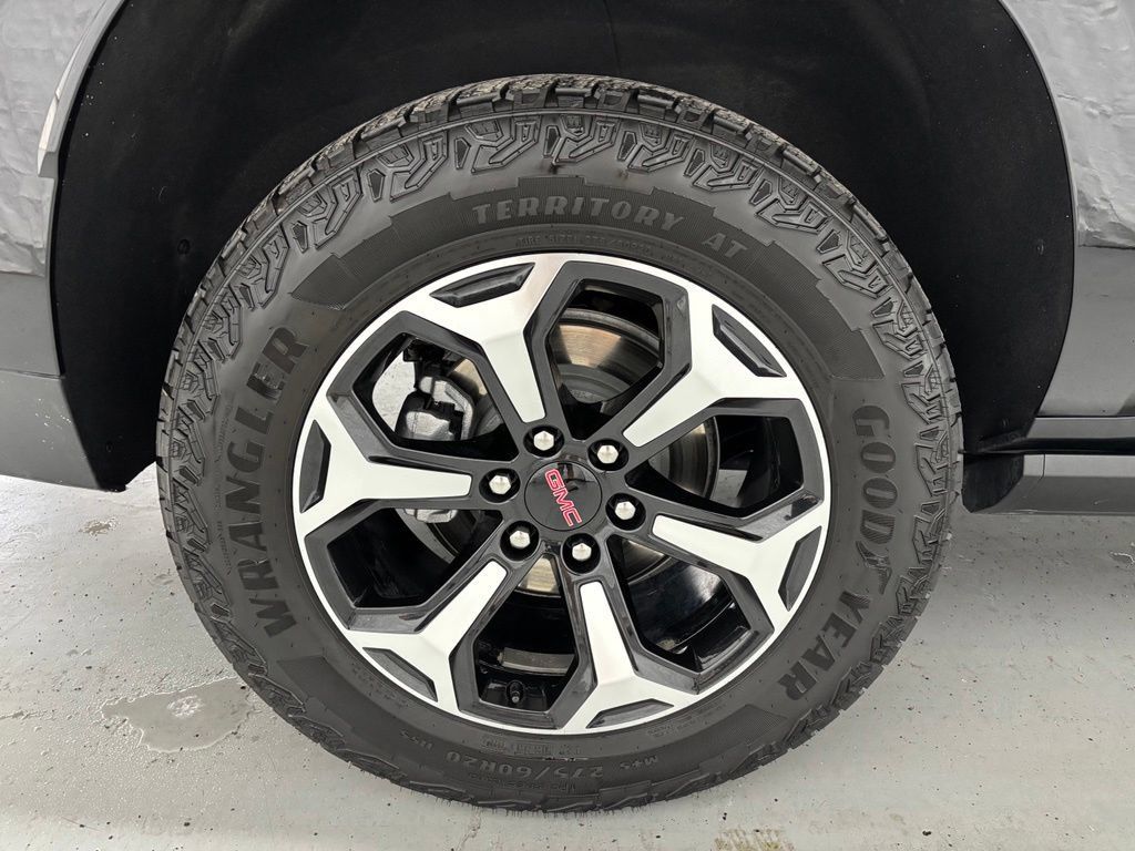 Used 2026 GMC Yukon XL AT4 w/ AT4 Premium Package AWD/4WD image 64