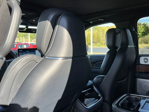 Used 2022 Lincoln Navigator L Reserve image 36