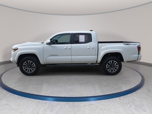 Used 2021 Toyota Tacoma TRD Sport image 8