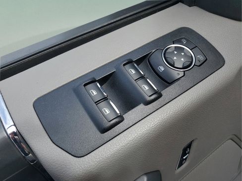 Used 2016 Ford F150 XLT w/ Equipment Group 302A Luxury image 16