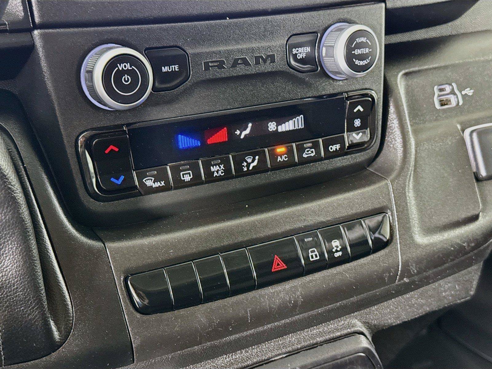 Used 2023 RAM ProMaster 2500 FWD image 9