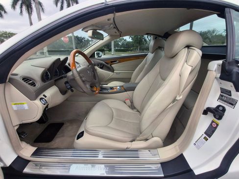 Used 2007 Mercedes-Benz SL 550 SL 550 Roadster 2D image 38