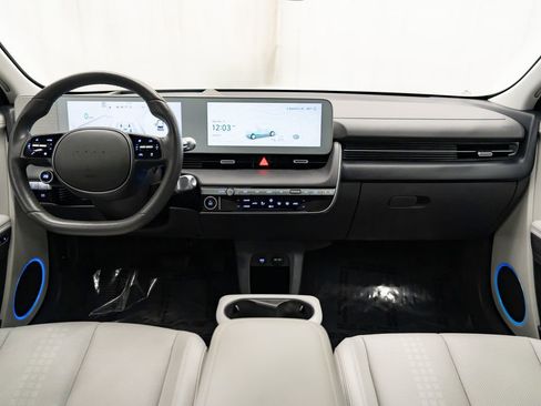 Used 2024 Hyundai Ioniq 5 Limited image 9