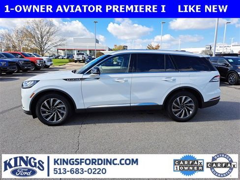 Used 2025 Lincoln Aviator AWD image 2