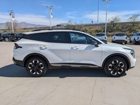 Certified 2023 Kia Sportage X-Line image 6