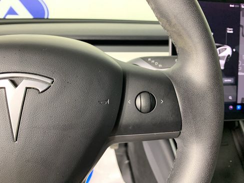 Used 2020 Tesla Model 3 Long Range AWD/4WD image 17