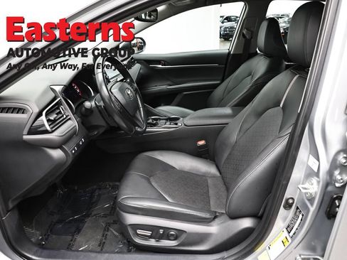 Used 2023 Toyota Camry XSE FWD image 14