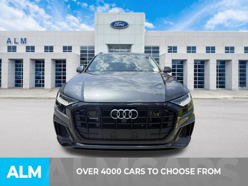 Used 2023 Audi Q8 Prestige AWD/4WD image 2