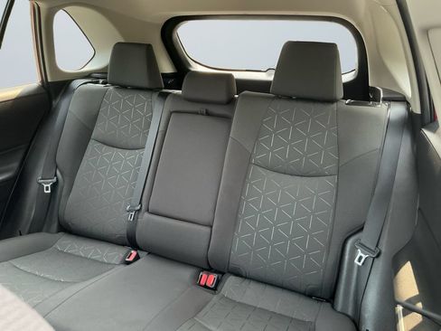 Used 2021 Toyota RAV4 XLE w/ Convenience Package AWD/4WD image 14