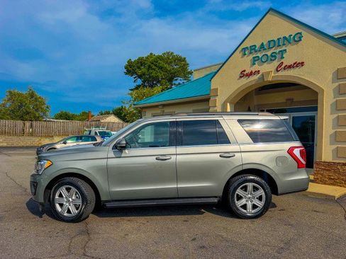 Used 2019 Ford Expedition XLT w/ Equipment Group 201A RWD image 30