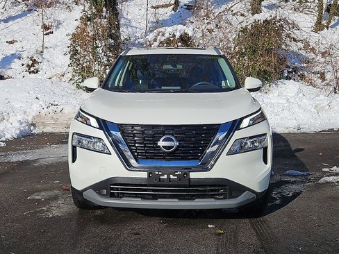 Certified 2023 Nissan Rogue SV w/ SV Premium Package image 2
