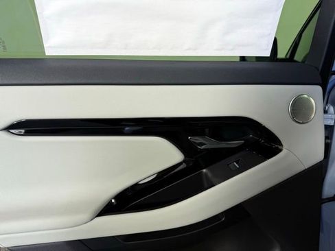 New 2026 Land Rover Range Rover Evoque Dynamic SE image 29