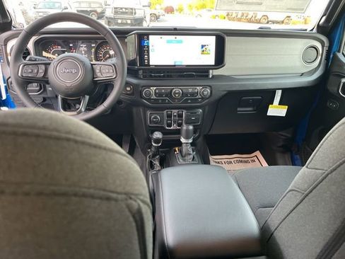 New 2026 Jeep Gladiator Sport AWD/4WD image 14