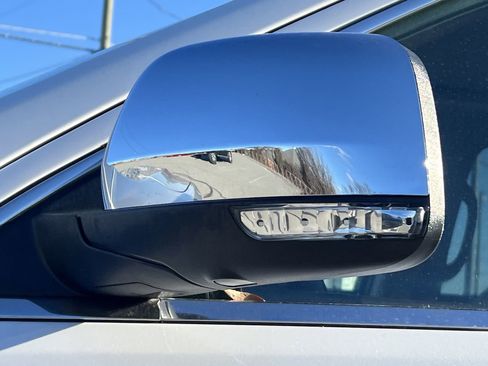 Used 2020 Jeep Grand Cherokee Overland image 52