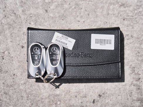 Used 2025 Mercedes-Benz S 580 4MATIC Sedan image 79