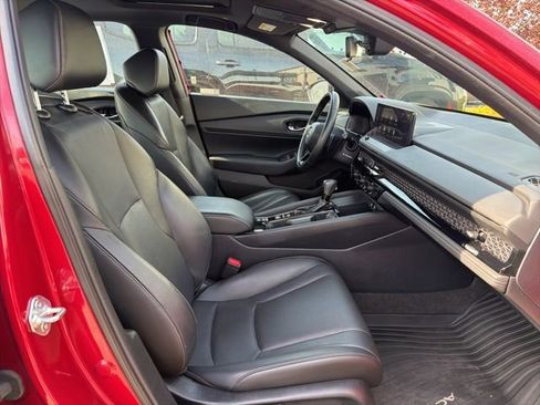 Used 2023 Honda Accord Sport image 10