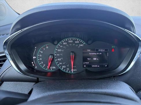 Used 2020 Chevrolet Trax LT w/ Redline Edition image 15