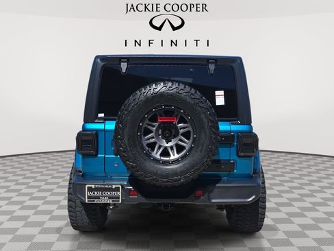 Used 2020 Jeep Wrangler Unlimited Sahara w/ Cold Weather Group AWD/4WD image 6
