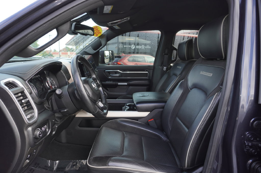 Used 2019 RAM 1500 Laramie w/ Sport Appearance Package AWD/4WD image 26