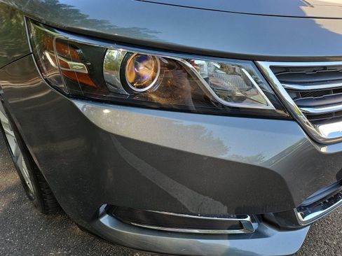 Used 2016 Chevrolet Impala LT FWD image 12