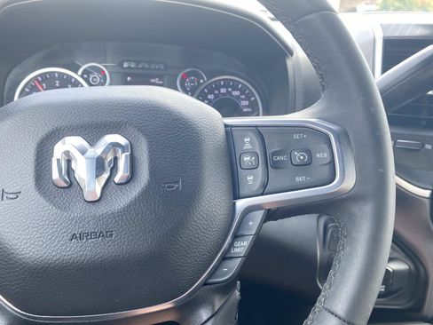 Used 2025 RAM 2500 Big Horn AWD/4WD image 42