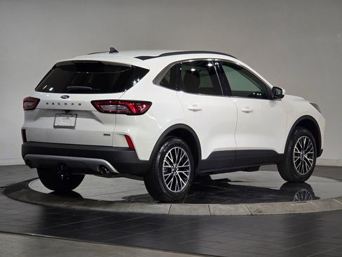 New 2026 Ford Escape SE FWD image 6