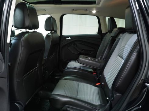 Used 2017 Ford Escape Titanium image 13