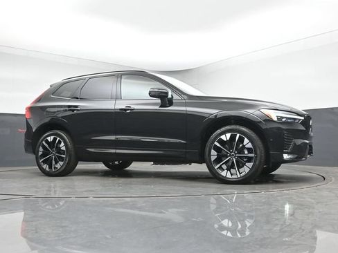 New 2026 Volvo XC60 B5 Plus w/ Climate Package AWD/4WD image 39