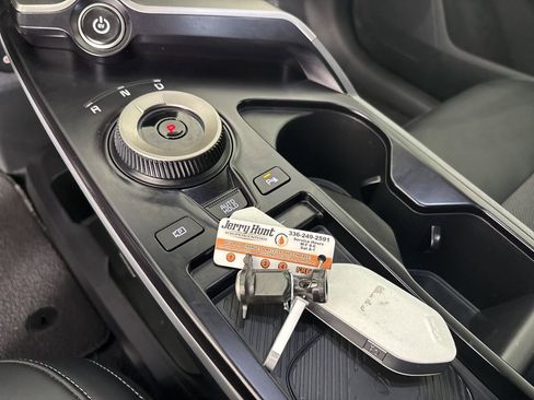 Used 2025 Kia EV6 Light w/ Light LR Technology Package RWD image 15