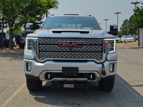 Used 2023 GMC Sierra 2500 Denali w/ Denali Ultimate Package AWD/4WD image 2