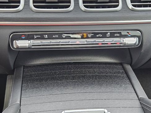 Certified 2025 Mercedes-Benz GLE 450 4MATIC image 18