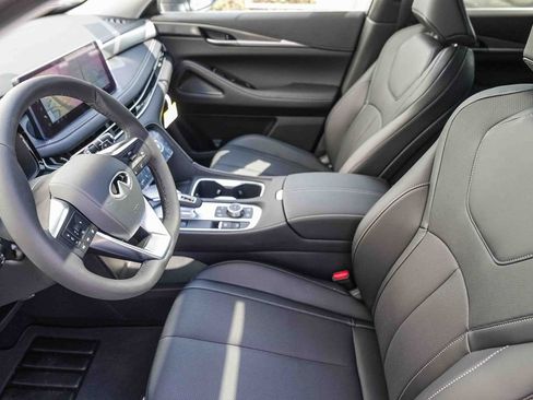 Certified 2026 INFINITI QX60 Pure w/ Cargo Package FWD image 17